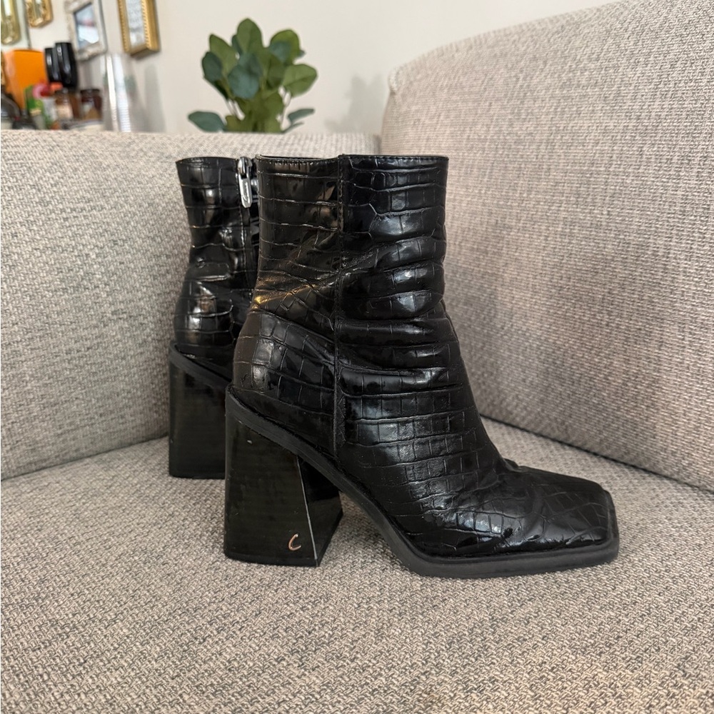 Circus by Sam Edelman Square Toe Boots